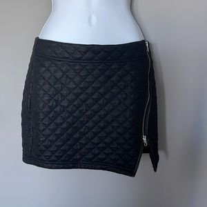 Express size 2 black skirt with size zipper